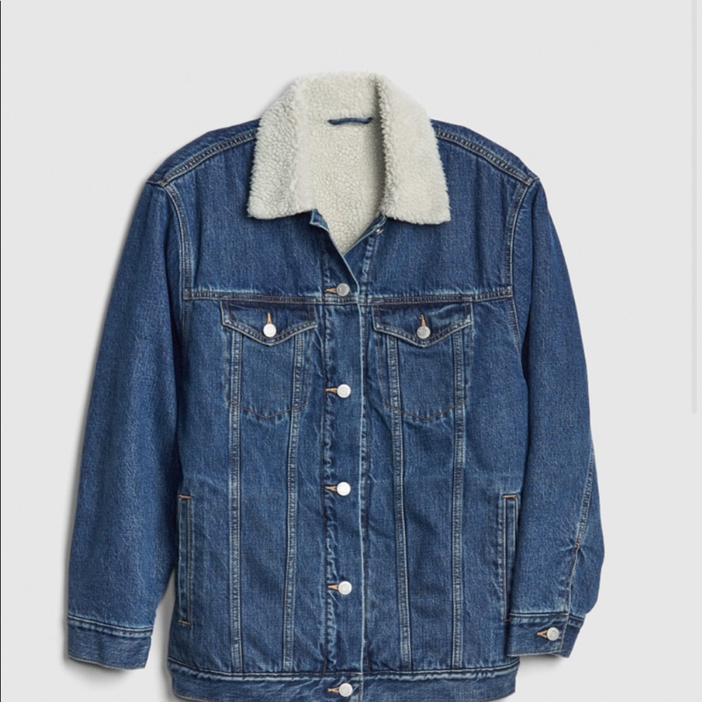 Gap Sherpa lined oversized denim jacket